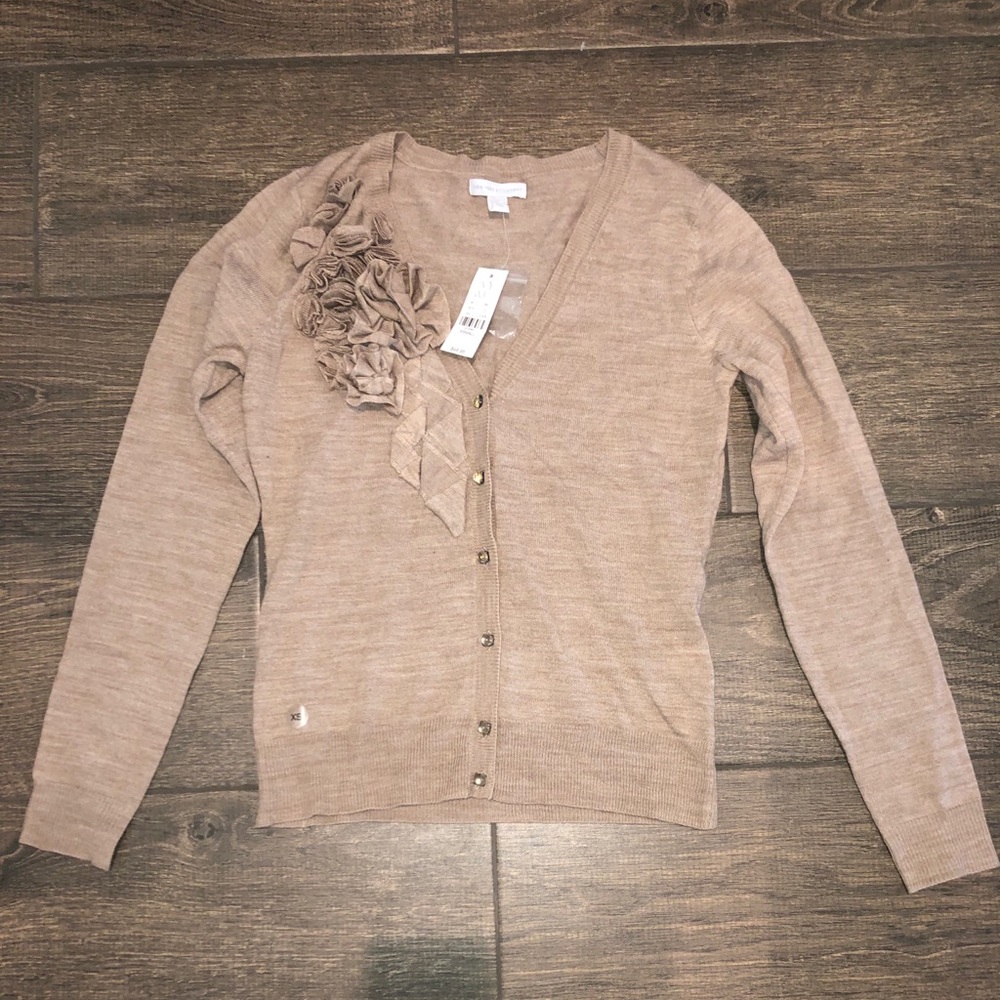 New York and Company button down sweater size xs